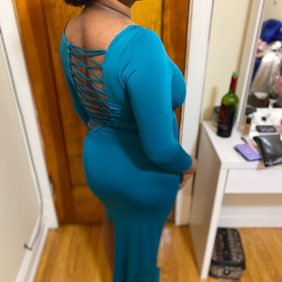 Dress - Picture 2 of 3